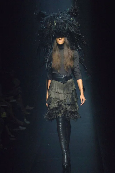 Look 5